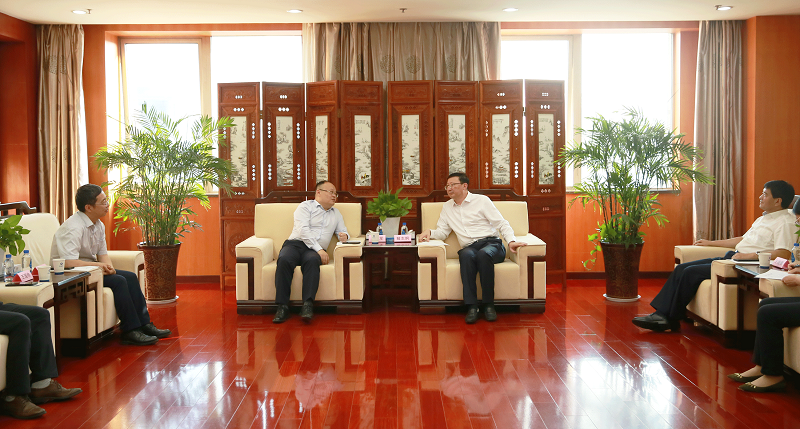 8月30日 公司与民生加银基金开展营业相助交流.png