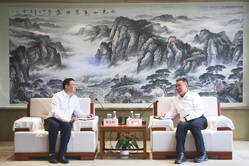 9月1日  公司党委副书记、总裁解志炯一行赴西咸新区沣东新城开展座谈交流.jpg